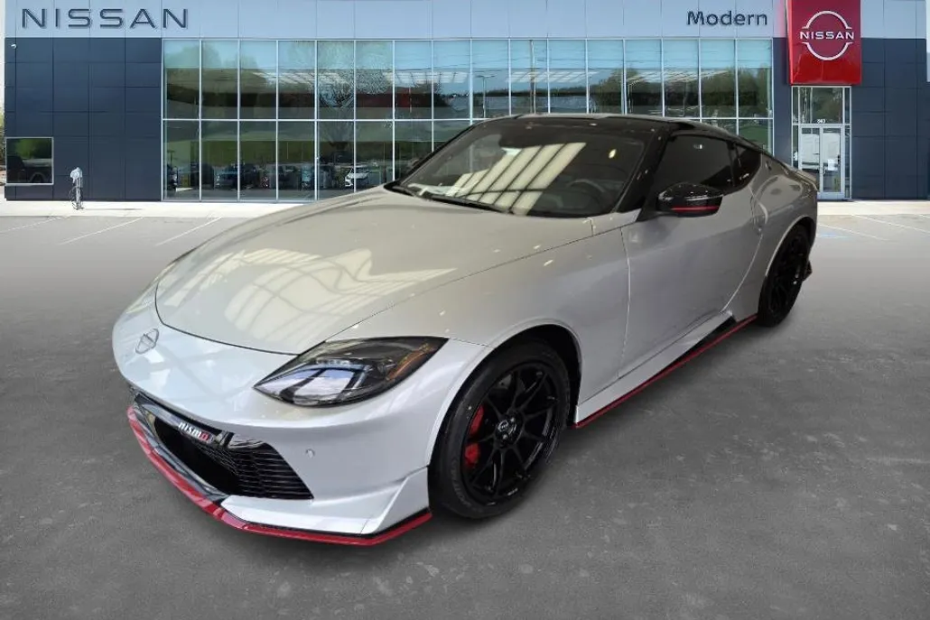 2025 Nissan Z Nismo photo 1