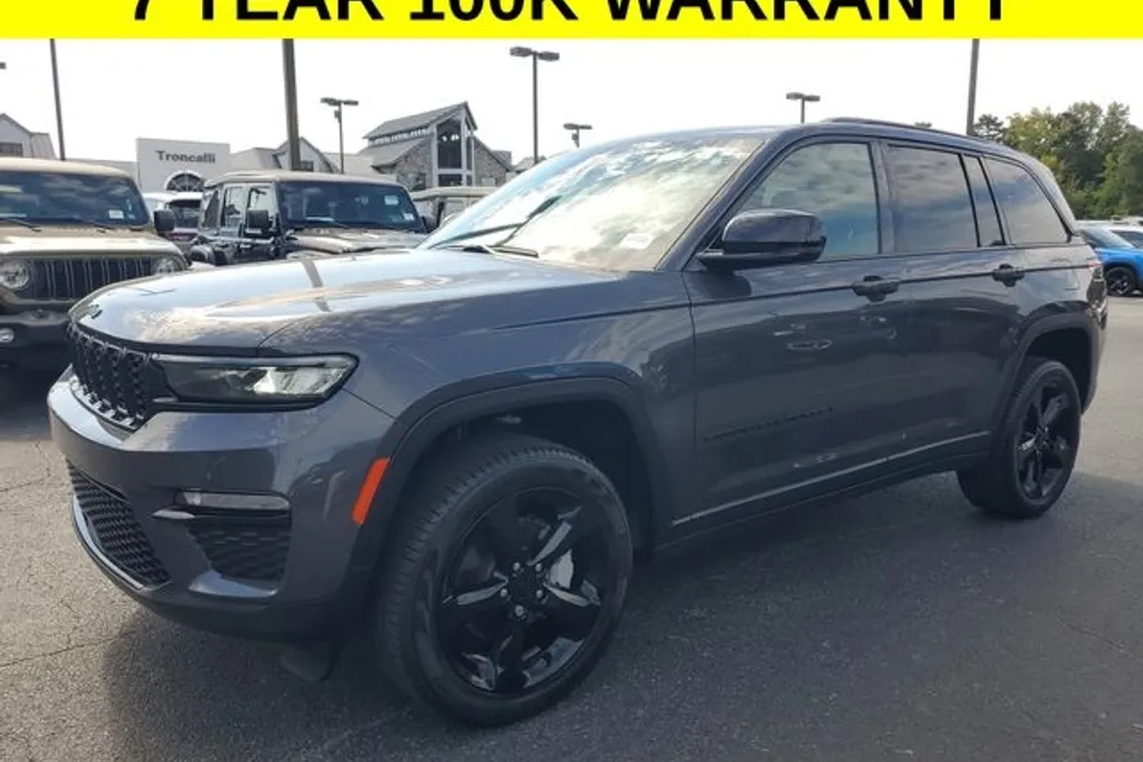 2024 Jeep Grand Cherokee Limited photo 1