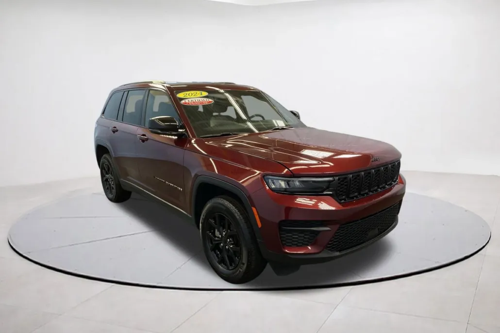 2024 Jeep Grand Cherokee Altitude photo 1