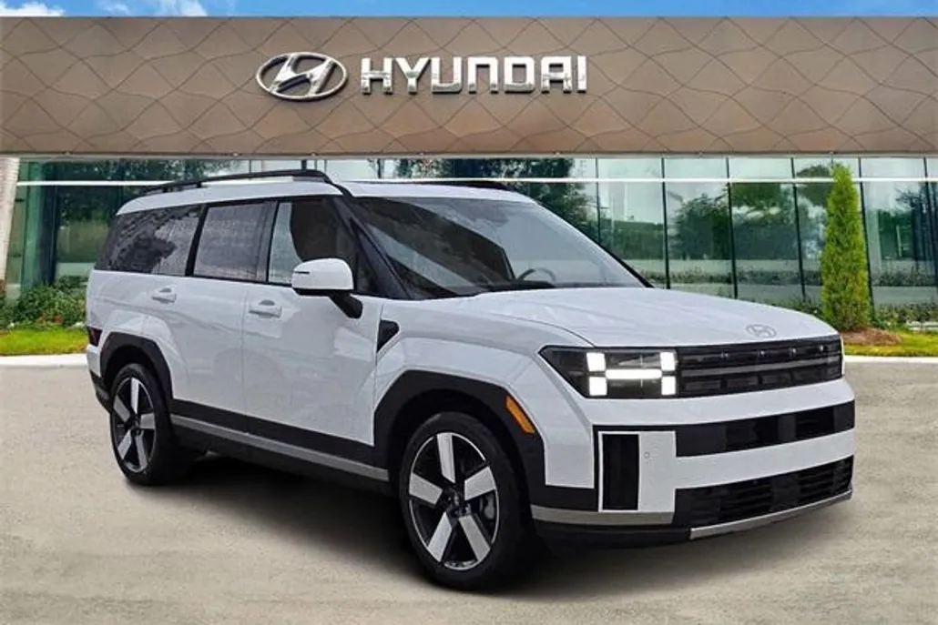2025 Hyundai Santa Fe Limited photo 1
