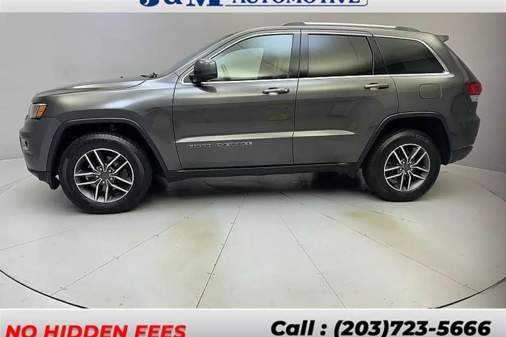 2020 Jeep Grand Cherokee Laredo E photo 1