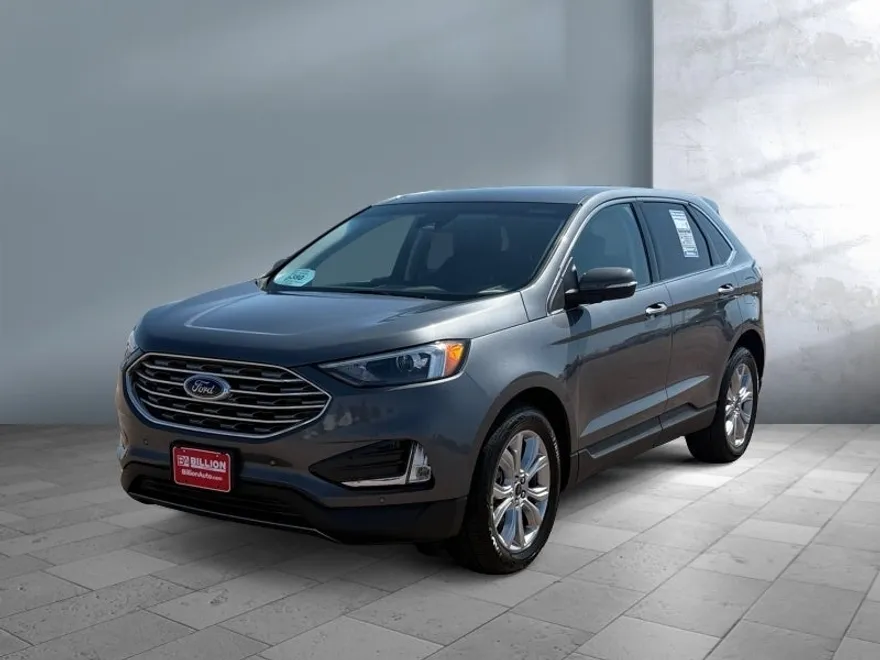 2024 Ford Edge Titanium photo 1