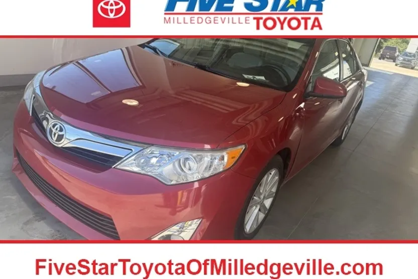 2012 Toyota Camry XLE photo 1