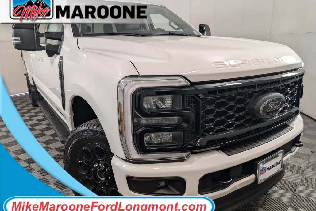 2025 Ford F-350 Lariat photo 1