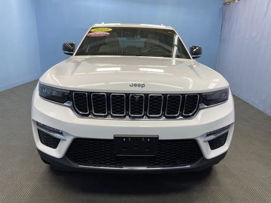 2023 Jeep Cherokee 4xe photo 1