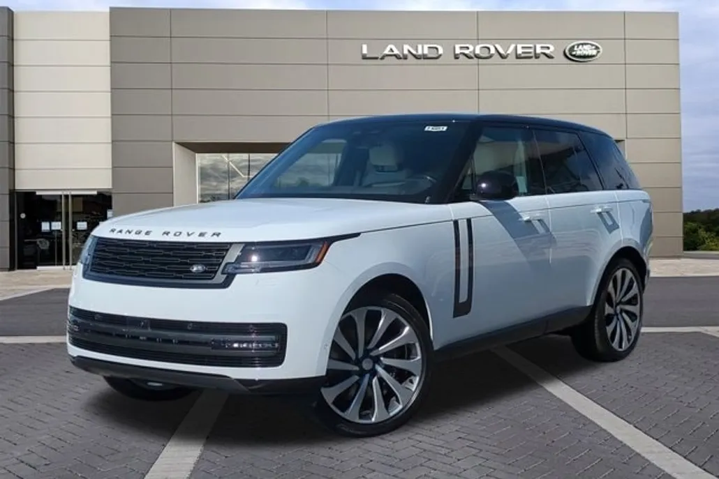 2025 Land Rover Range Rover SE photo 1