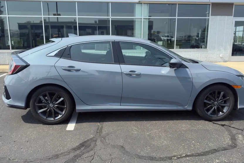 2020 Honda Civic EX Hatchback photo 1