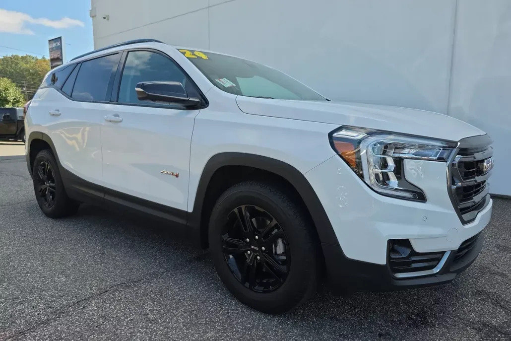 2024 Gmc Terrain AT4 photo 1