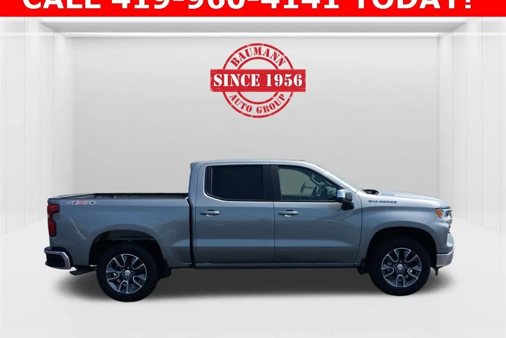 2026 Chevrolet Silverado 1500 LT photo 1