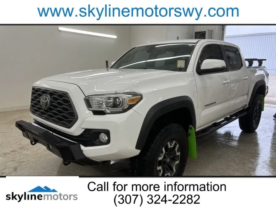 2020 Toyota Tacoma SR5 photo 1