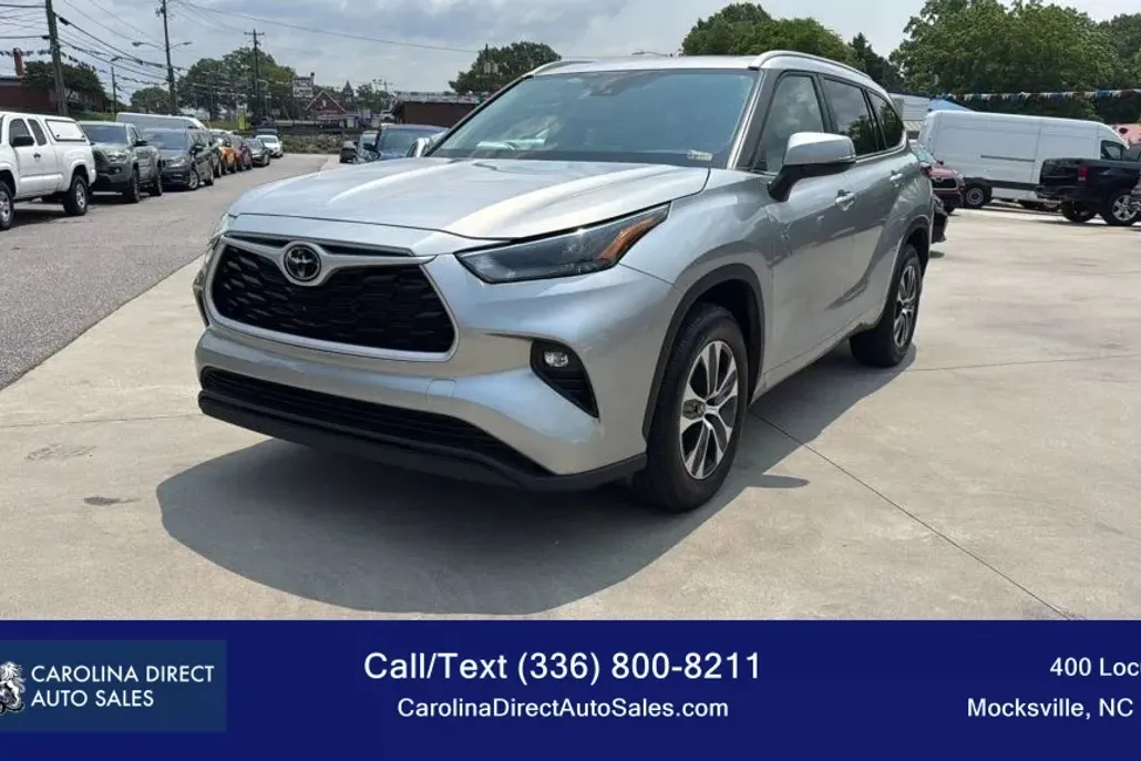 2023 Toyota Highlander XLE Sport photo 1