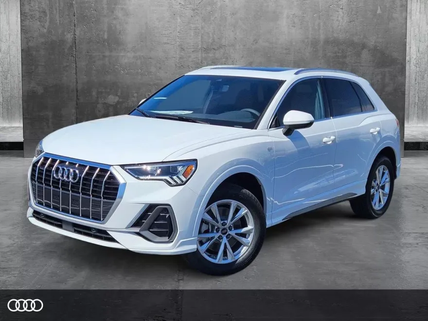 2025 Audi Q3 S line Premium Plus photo 1