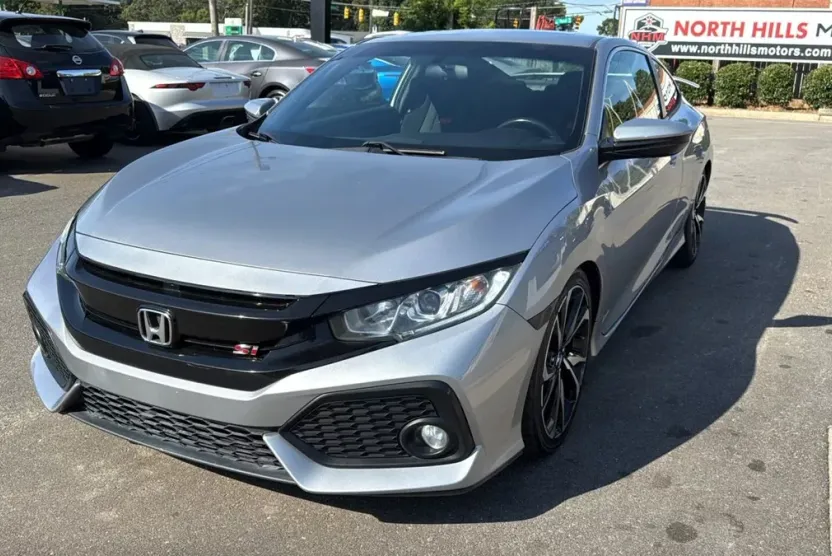 2018 Honda Civic Si photo 1