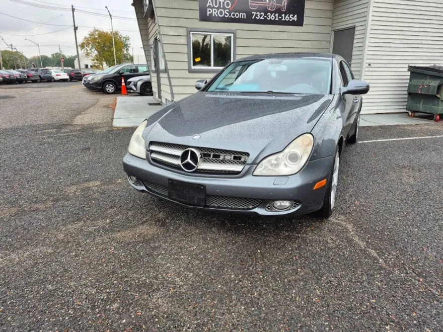 2009 Mercedes Benz CLS 550 photo 1