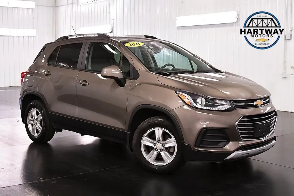 2021 Chevrolet Trax LT photo 1