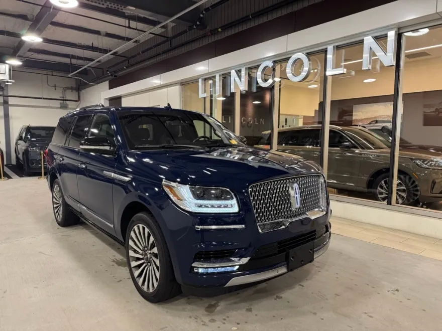 2019 Lincoln Navigator Reserve photo 1