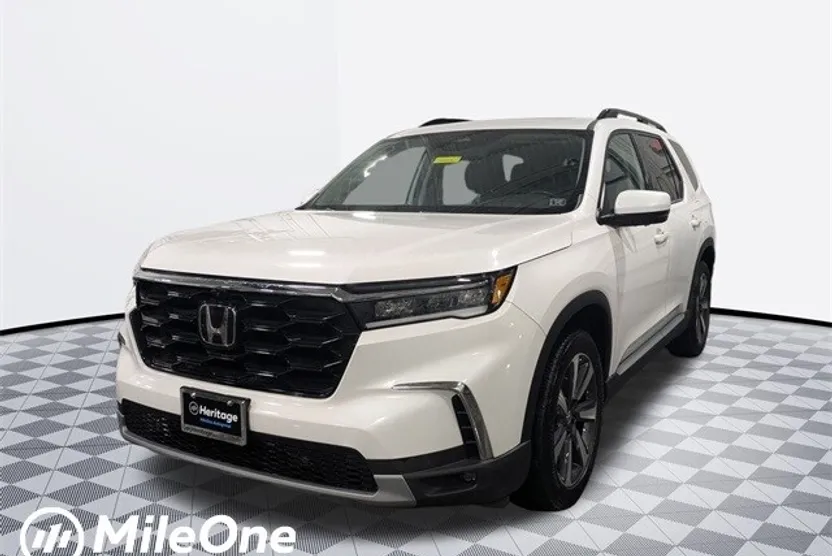 2023 Honda Pilot Elite photo 1
