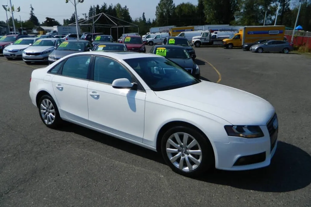 2012 Audi A4 2.0T Premium photo 1