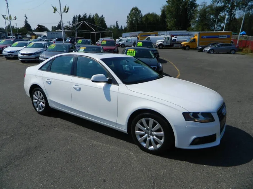 2012 Audi A4 2.0T Premium photo 1