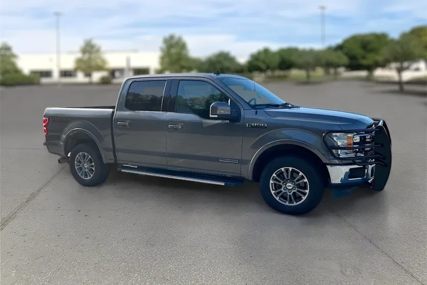 2019 Ford F-150 Lariat photo 1