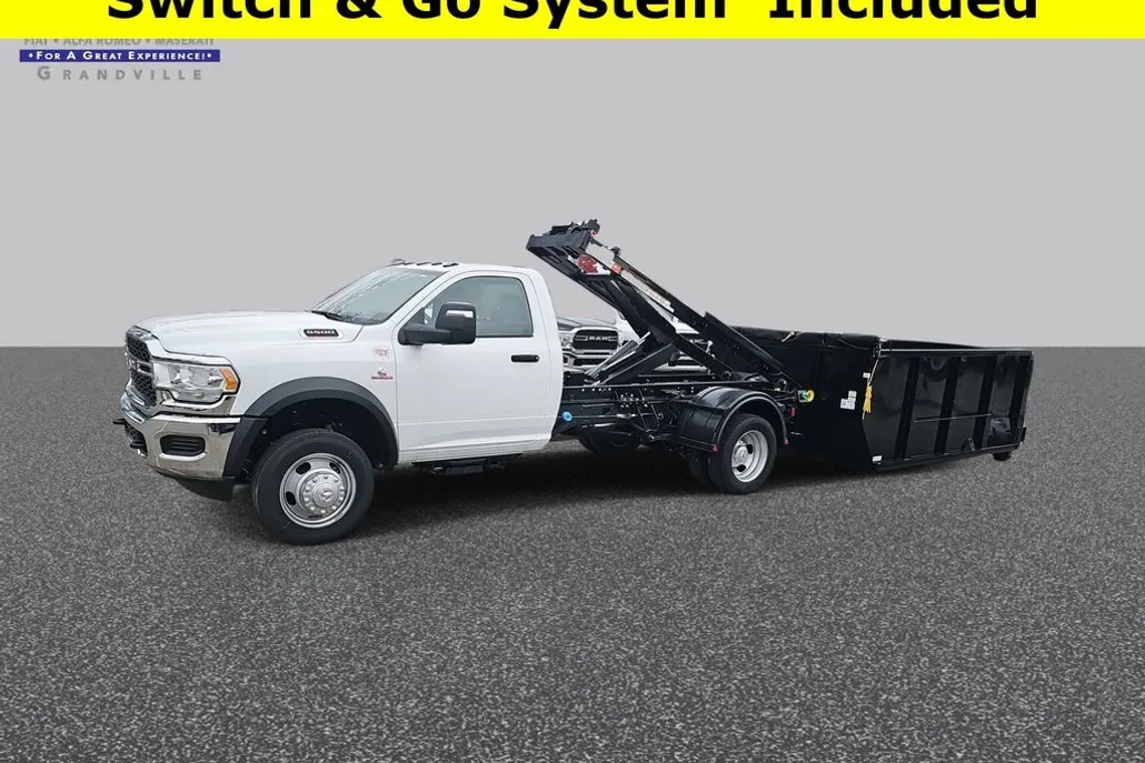 2024 Ram 5500 Tradesman photo 1