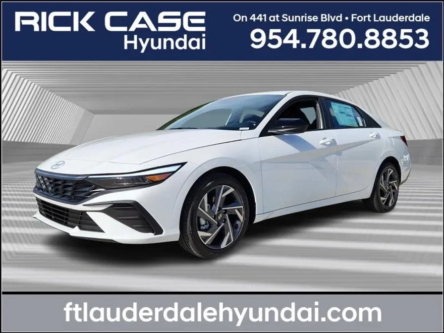2025 Hyundai Elantra SEL Sport photo 1
