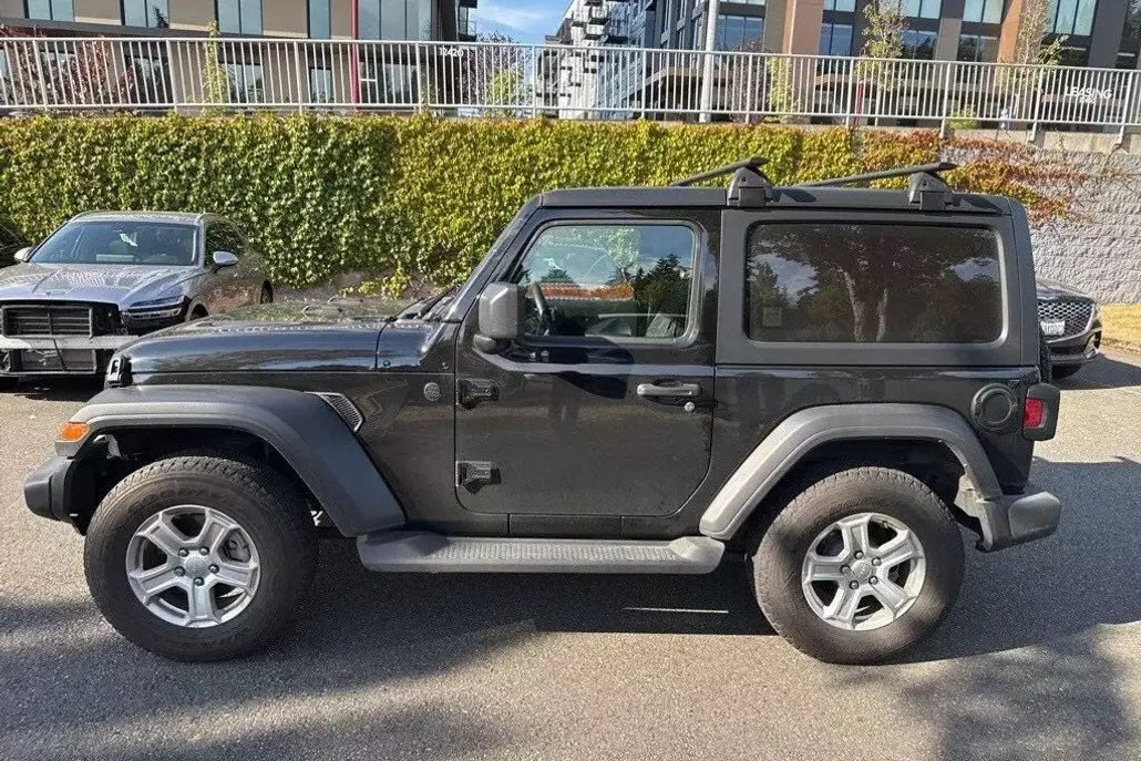 2019 Jeep Wrangler Sport S photo 1