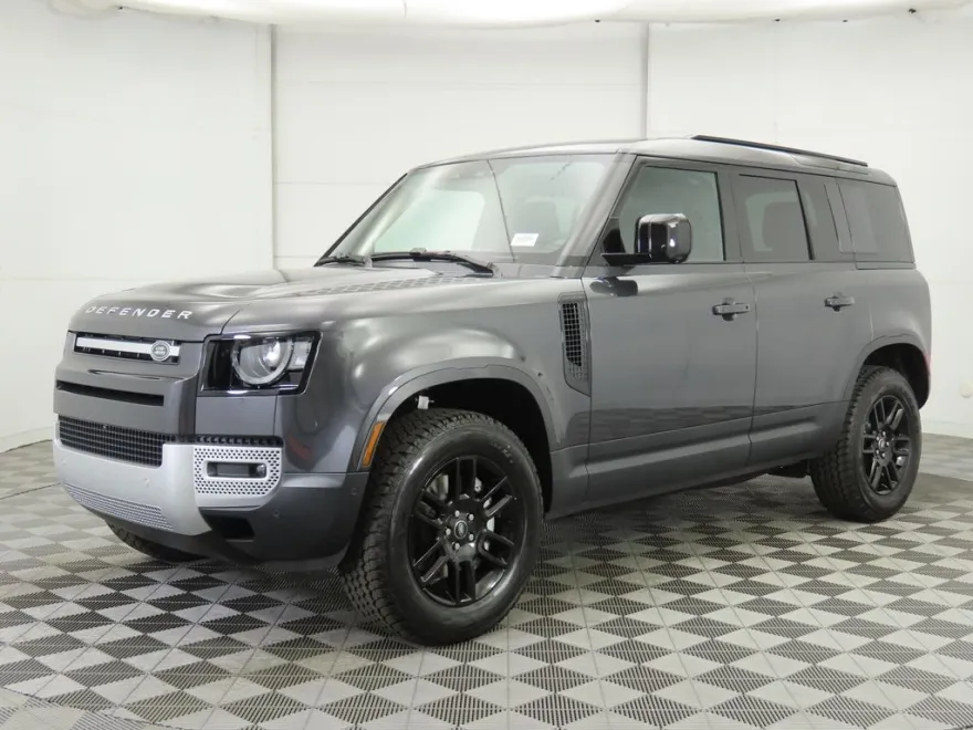 2025 Land Rover Defender 110 S photo 1