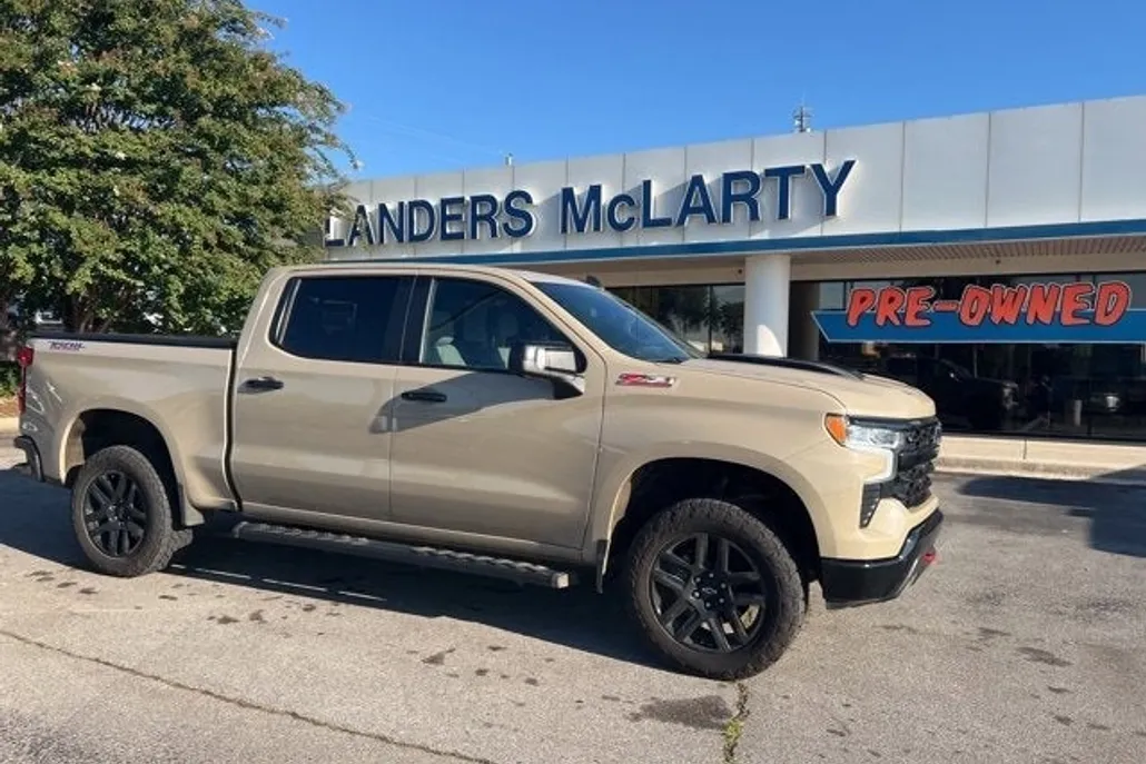 2022 Chevrolet Silverado 1500 LT Trail Boss photo 1