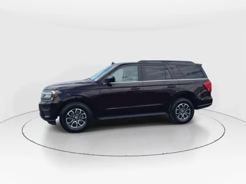2024 Ford Expedition XLT photo 4