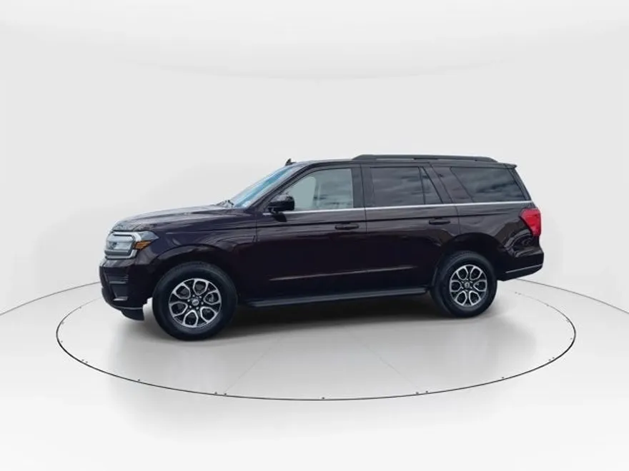 2024 Ford Expedition XLT photo 4