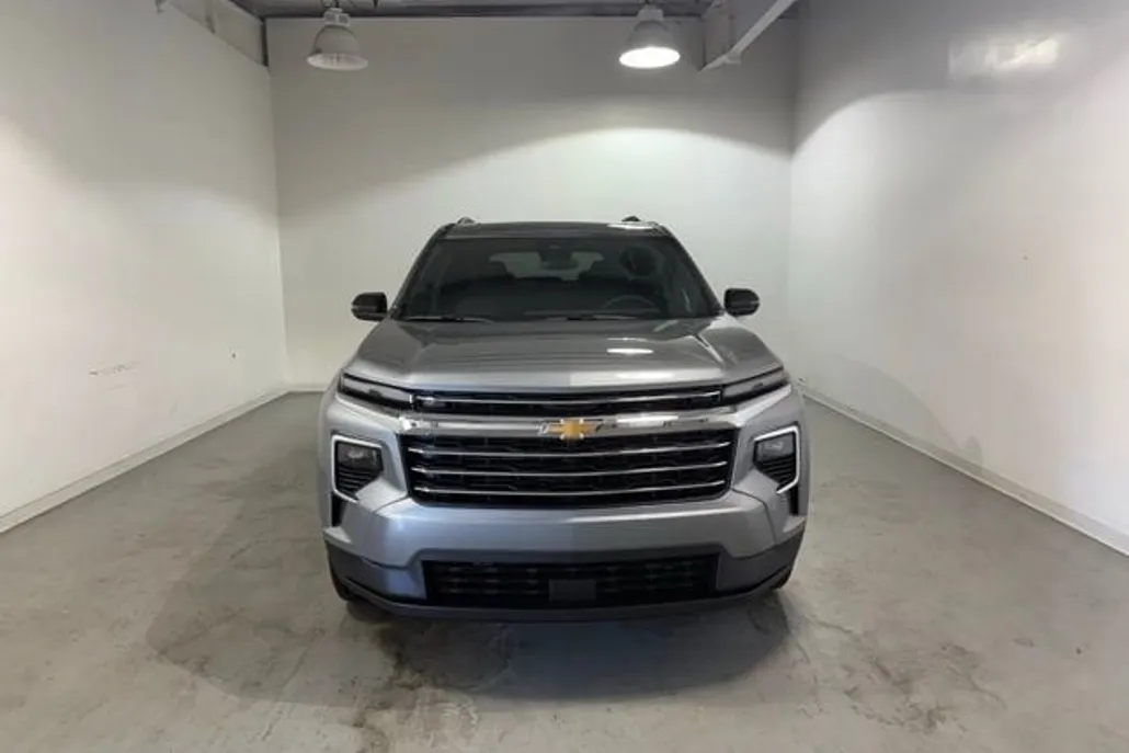 2026 Chevrolet Traverse photo 1