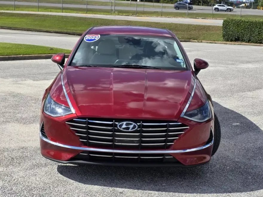 2023 Hyundai Sonata SE photo 1