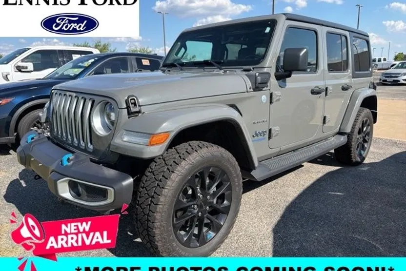2022 Jeep Wrangler Unlimited Sahara 4xe photo 1