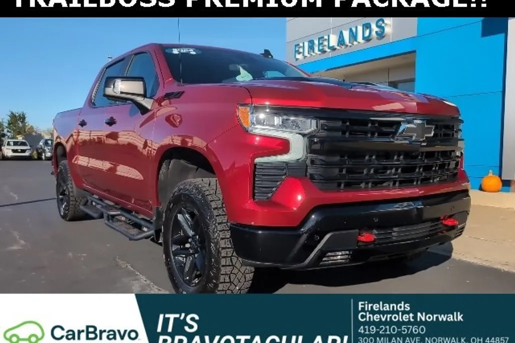2024 Chevrolet Silverado 1500 LT Trail Boss photo 1
