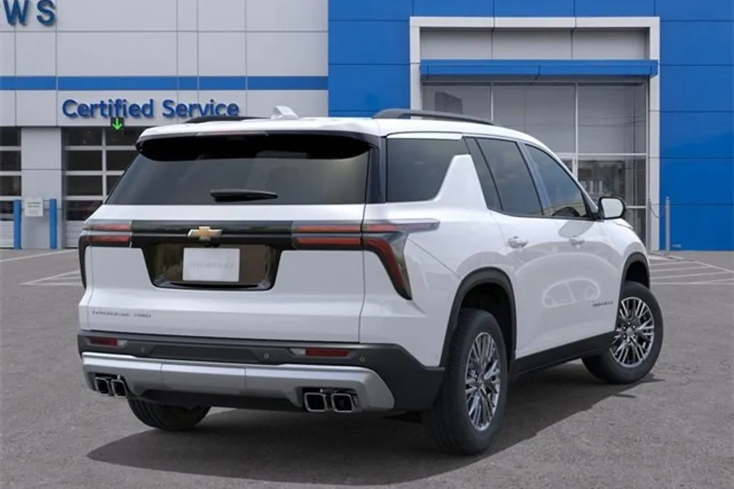 2026 Chevrolet Traverse photo 1