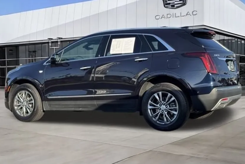 2021 Cadillac XT5 Premium Luxury photo 1