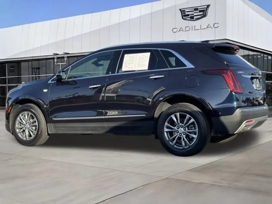 2021 Cadillac XT5 Premium Luxury photo 1