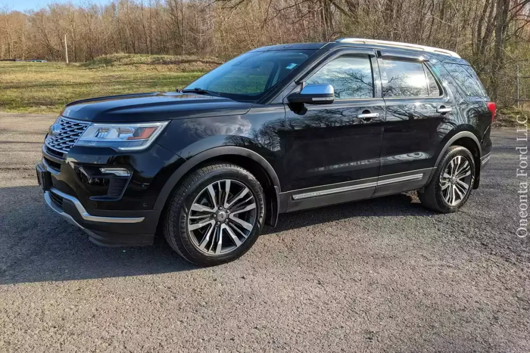 2018 Ford Explorer Platinum photo 1