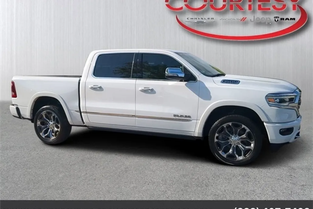2022 Ram 1500 Limited photo 1