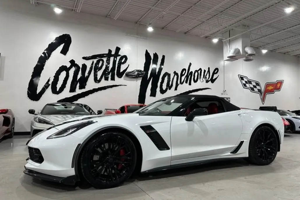 2016 Chevrolet Corvette Z06 Convertible photo 1