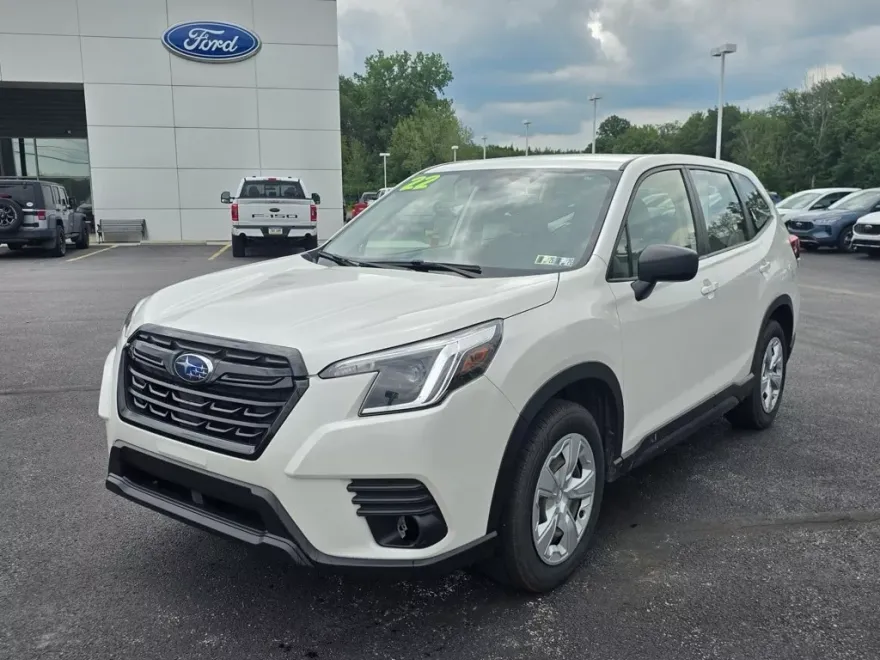 2022 Subaru Forester Base photo 1