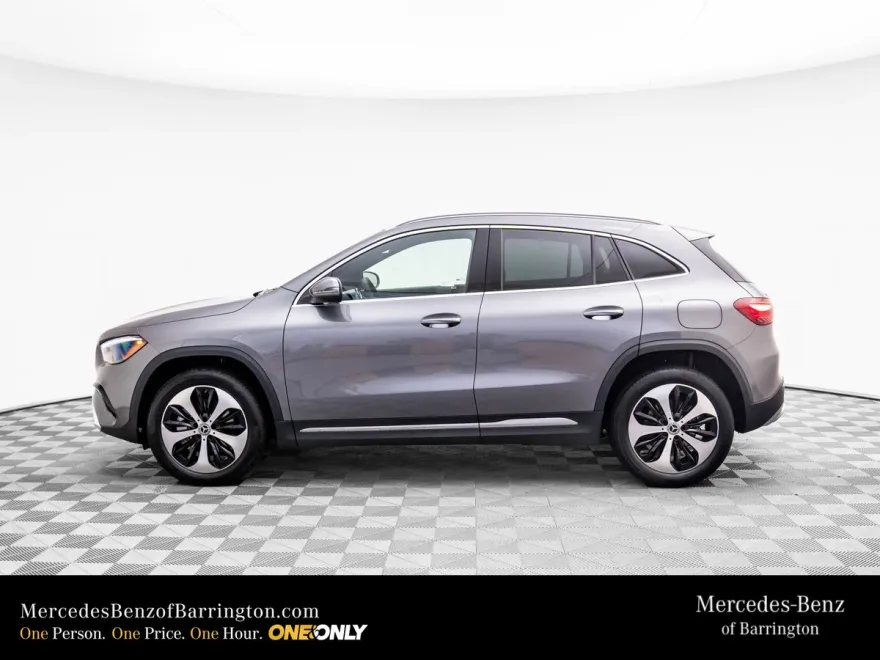 2026 Mercedes Benz GLA 250 4MATIC photo 1