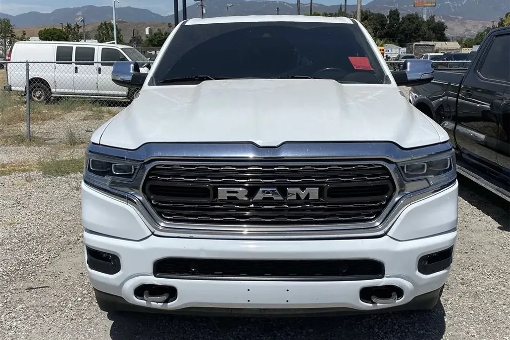 2022 Ram 1500 Limited photo 1