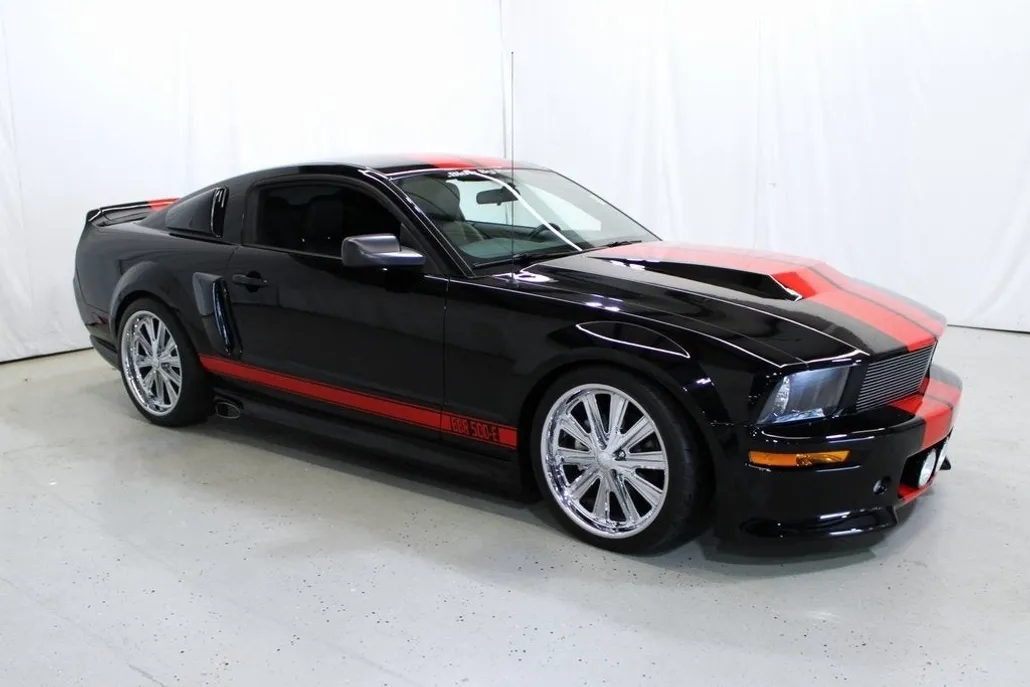 2006 Ford Mustang GT Deluxe photo 1