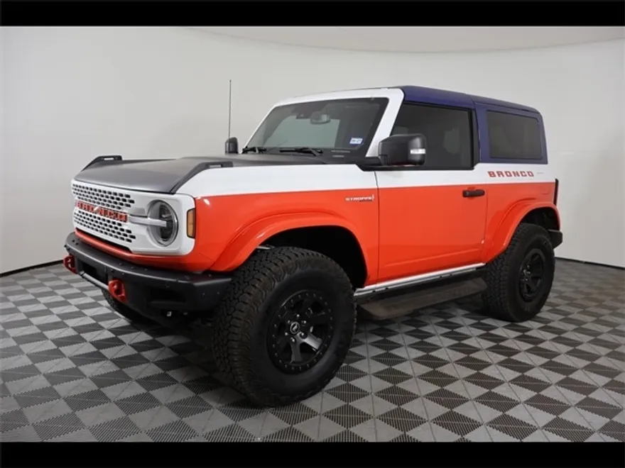 2025 Ford Bronco First Edition photo 1