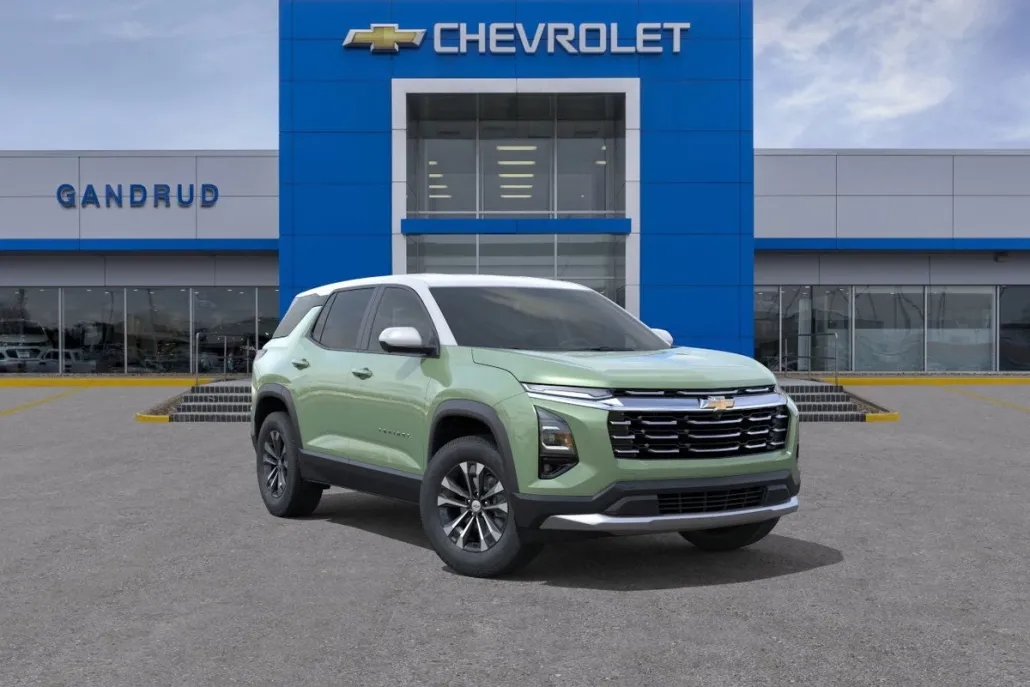 2026 Chevrolet Equinox LT photo 1