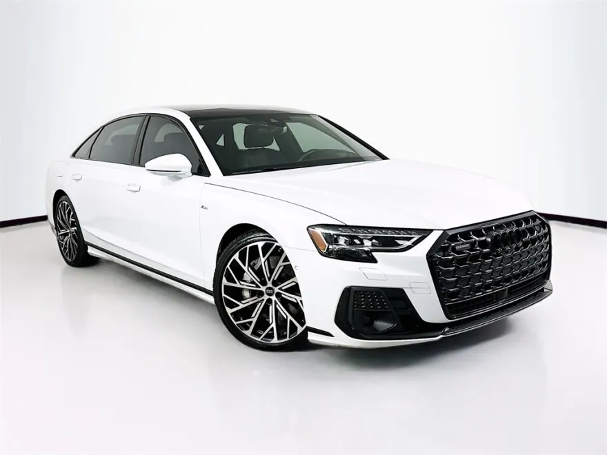 2024 Audi A8 L 55 photo 1