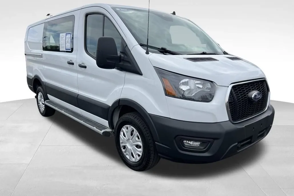 2023 Ford Transit photo 1