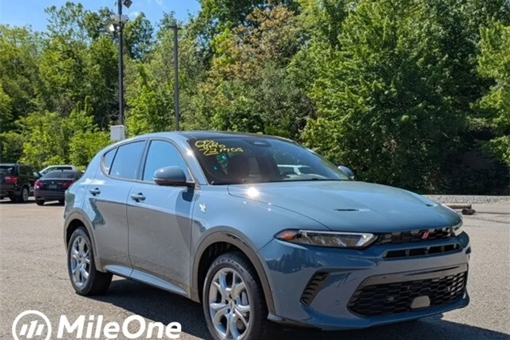 2024 Dodge Hornet R/T Plus photo 1